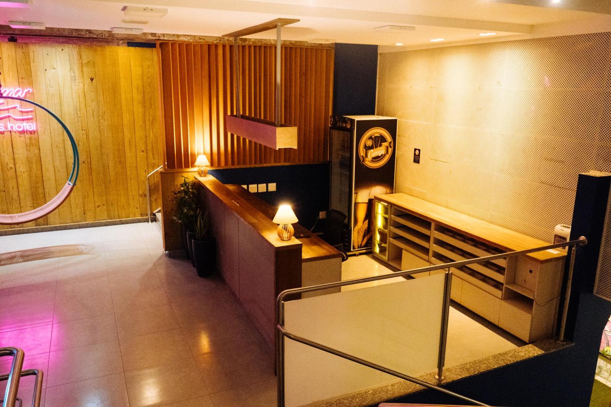Cris Hotel
