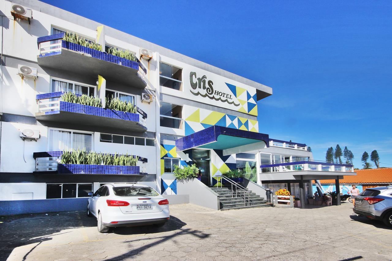 Cris Hotel